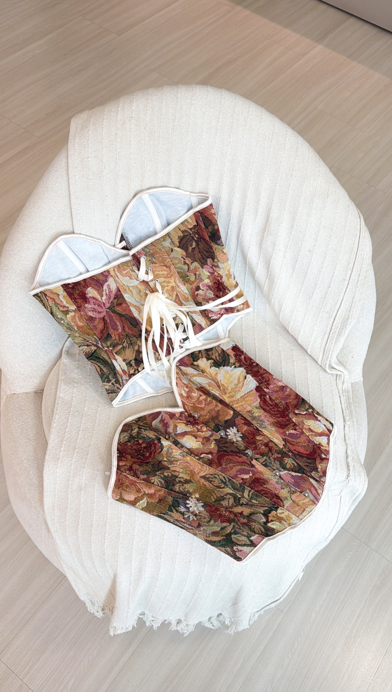 Screenshot Corset floral - Imagem 1